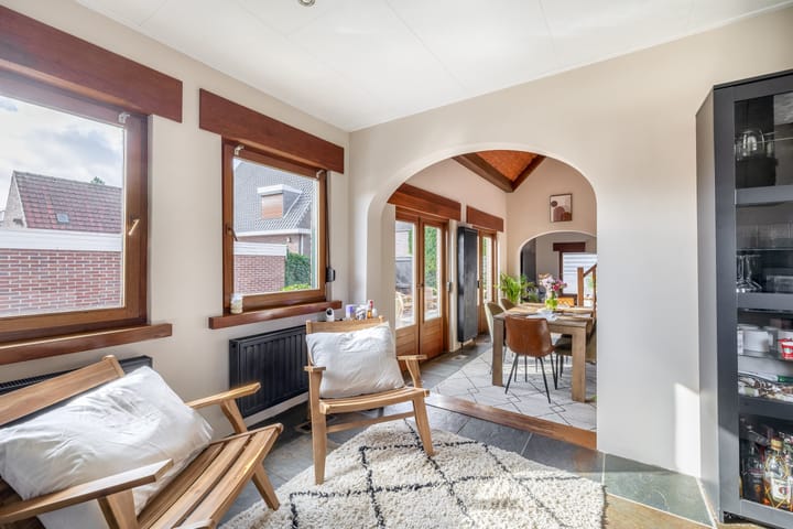 Photo 9 of Sint Annastraat 27