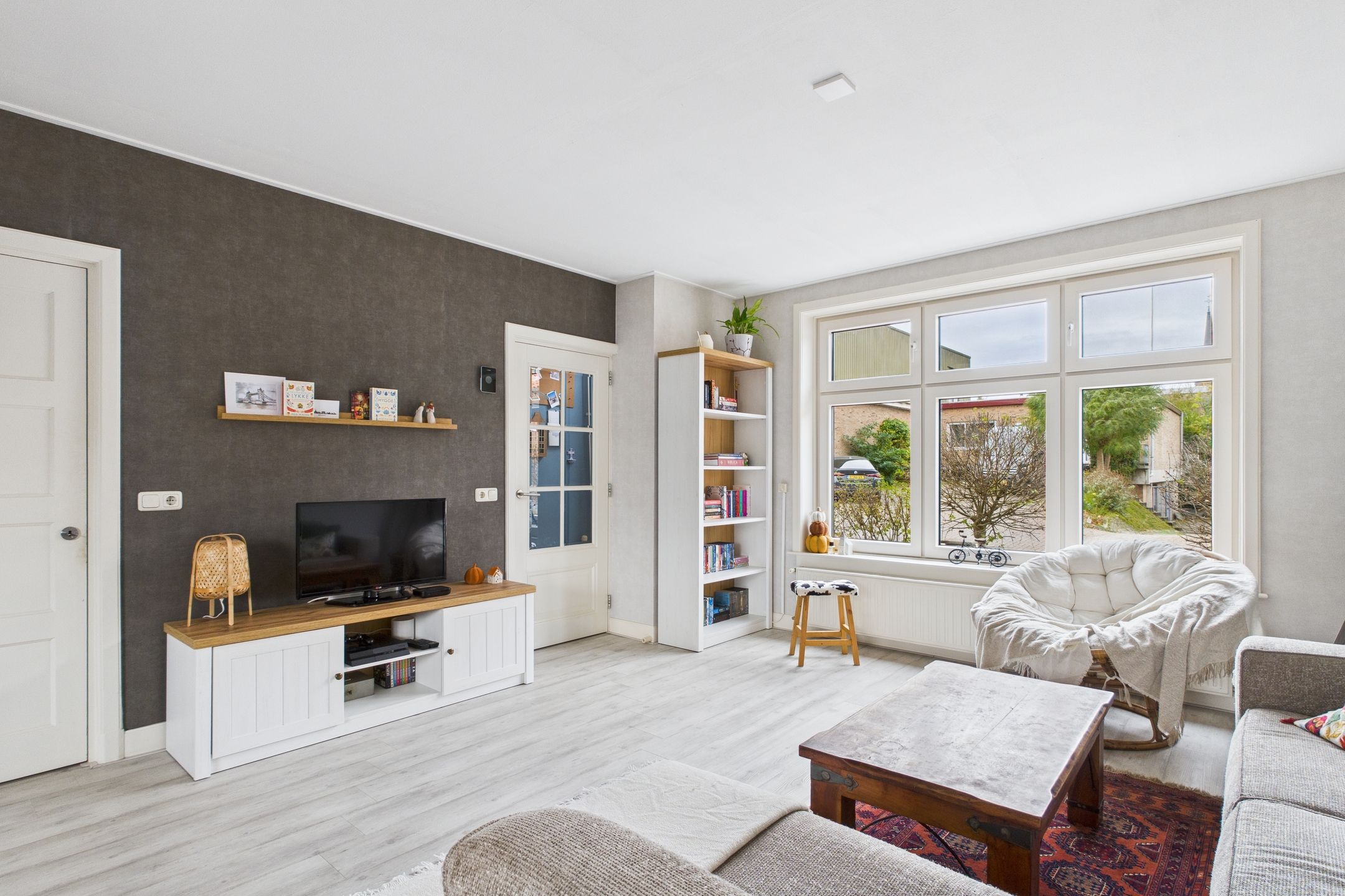 Foto 9 van Burg. Langebeekestraat 4