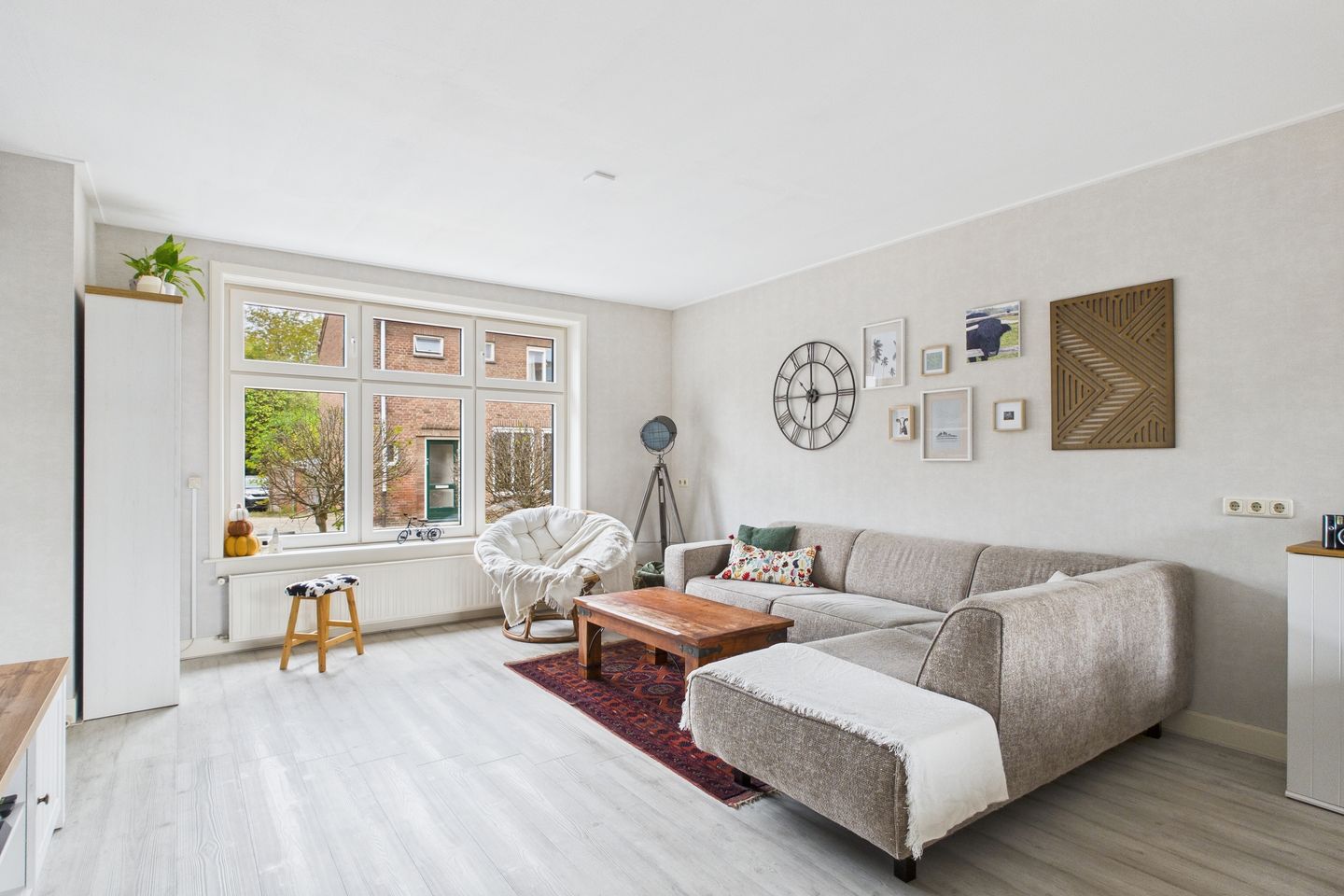 Foto 10 van Burg. Langebeekestraat 4