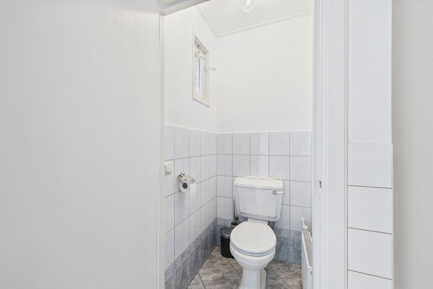 Foto 20 van Burg. Langebeekestraat 4