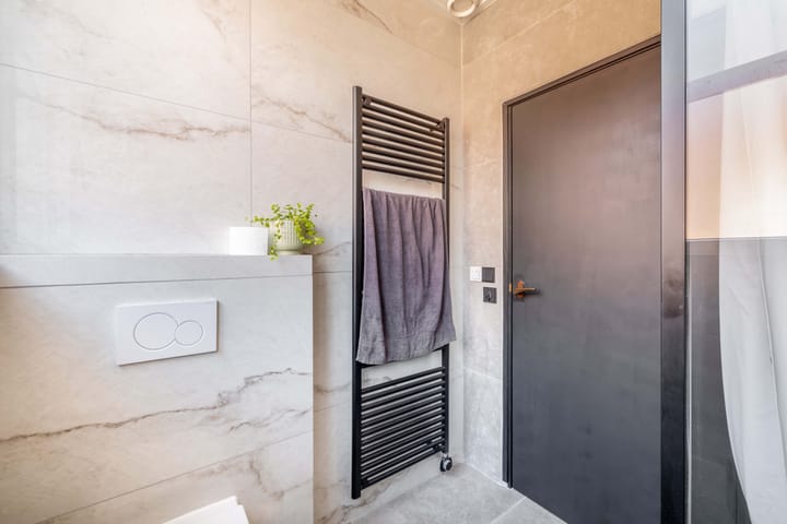 Photo 29 of Sint Annastraat 27