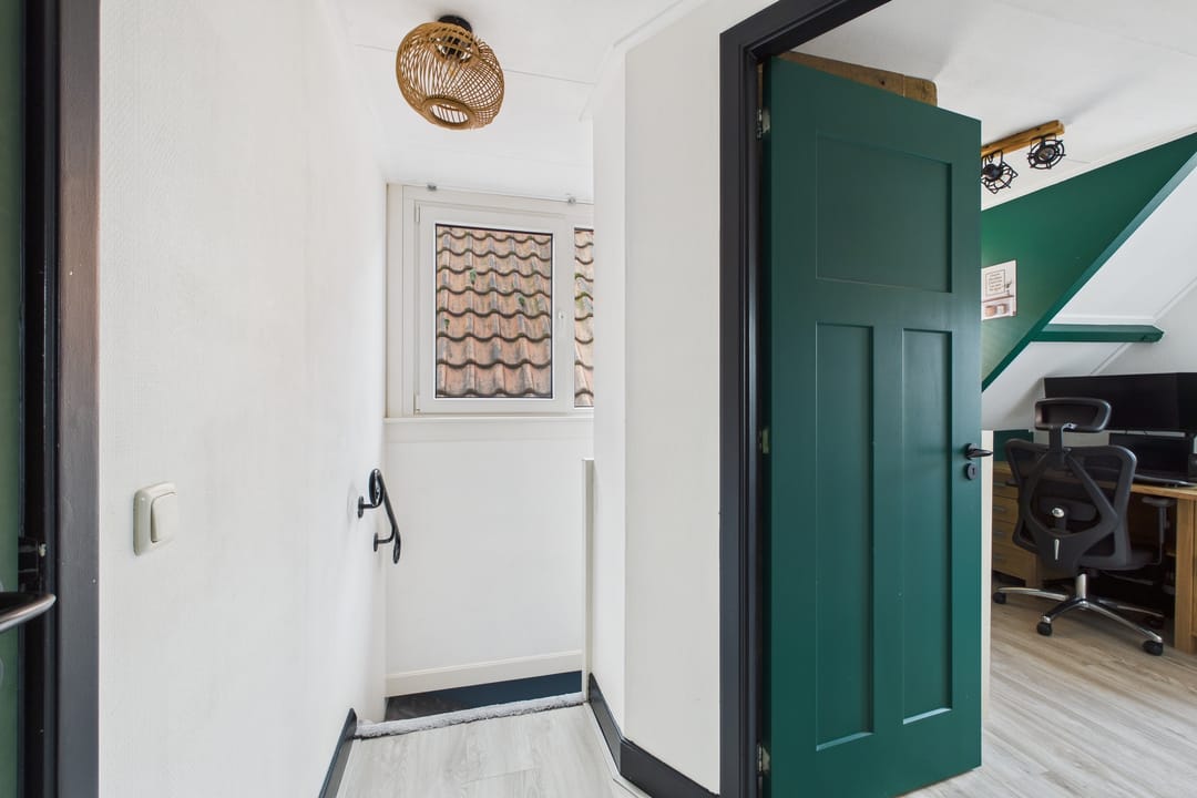 Foto 28 van Burg. Langebeekestraat 4