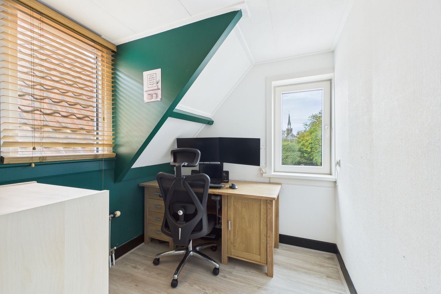 Foto 29 van Burg. Langebeekestraat 4