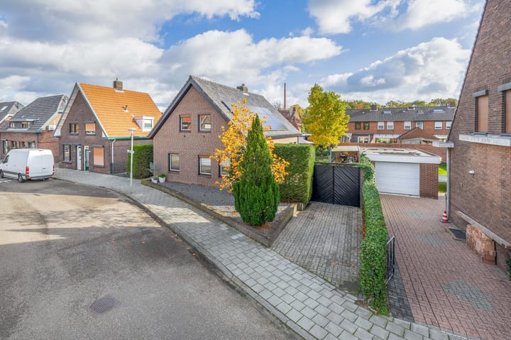 Photo 40 of Sint Annastraat 27