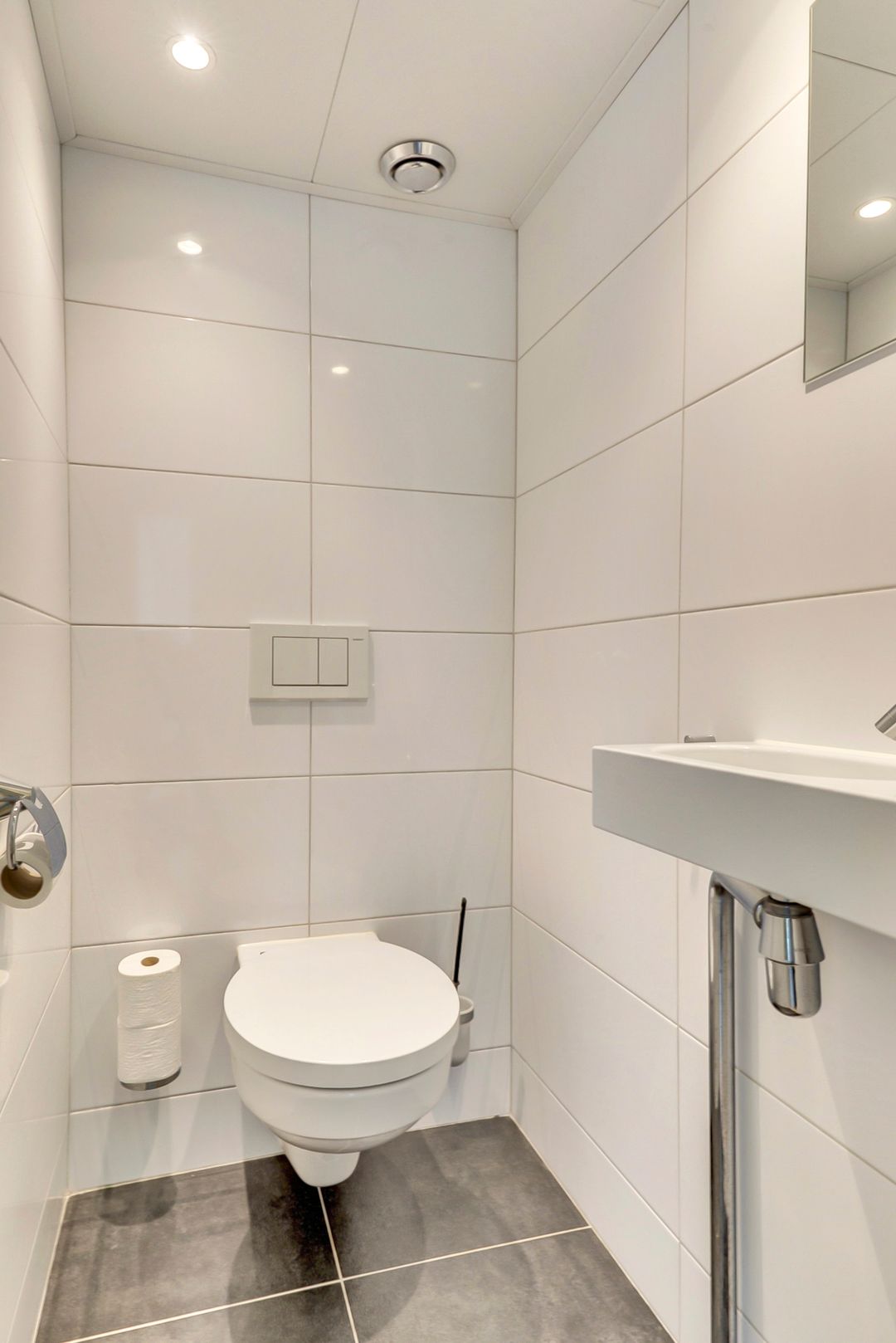 Photo 23 of Stadswal 26-B