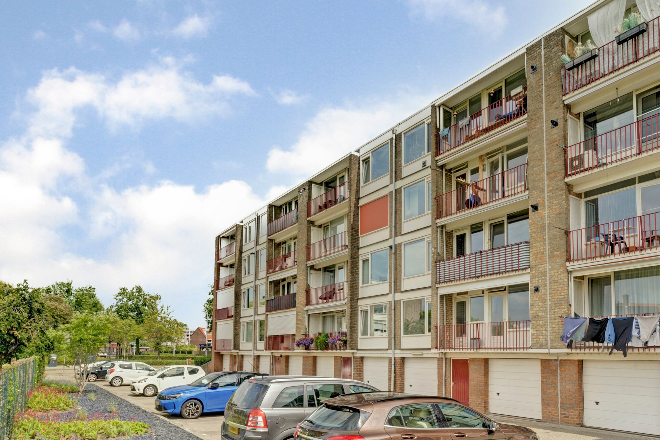 Photo 30 of Stadswal 26-B