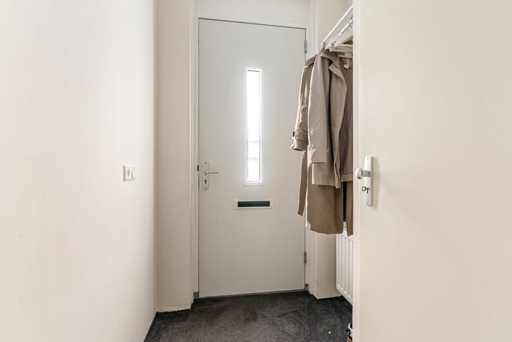 Photo 6 of Anubisstraat 82