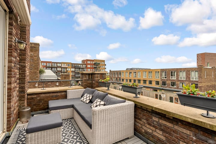 Photo 32 of Anubisstraat 82