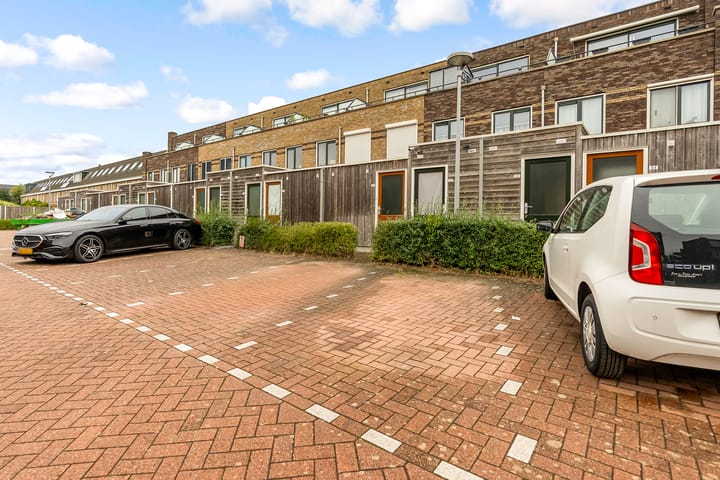 Photo 37 of Anubisstraat 82