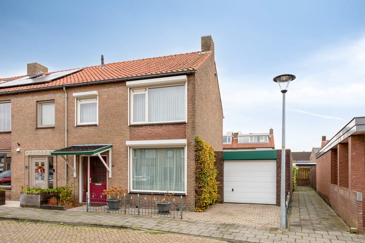 Photo 3 of Silvesterstraat 14