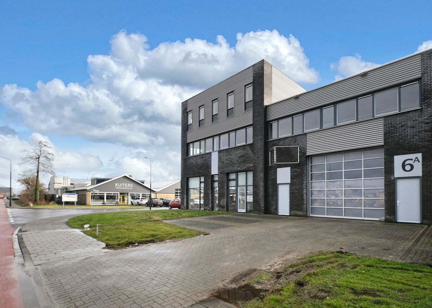 View photo 3 of Marconistraat 6