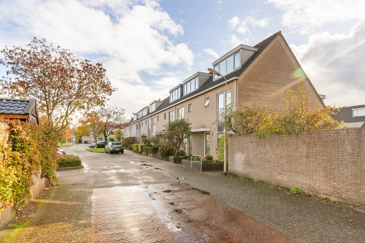 Foto 2 van Walter Gropiuserf 23