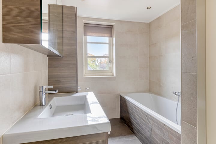 Photo 21 of Tarwestraat 46