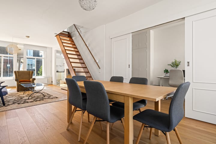 Photo 11 of Derde Helmersstraat 3-3