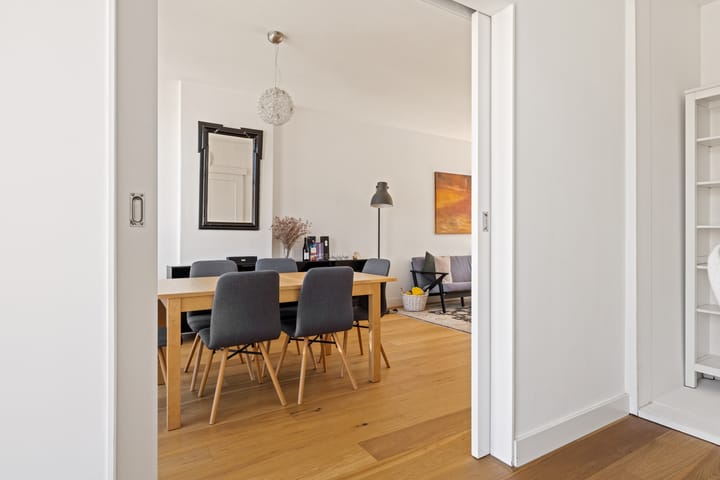 Photo 18 of Derde Helmersstraat 3-3