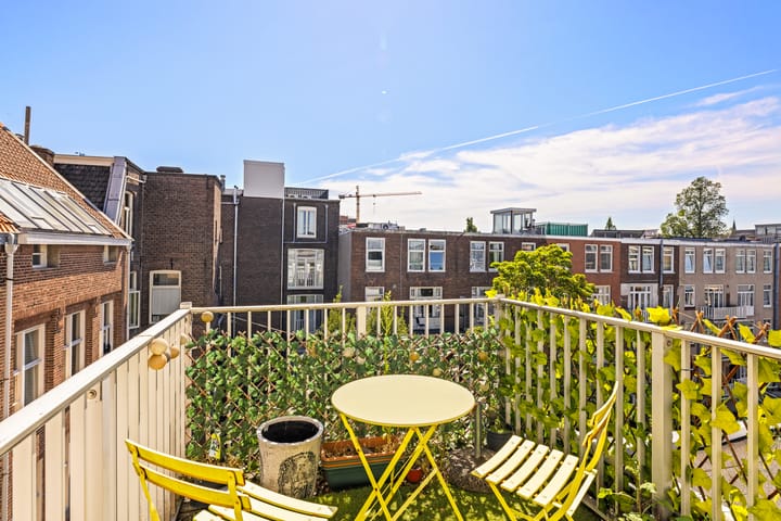 Photo 33 of Derde Helmersstraat 3-3