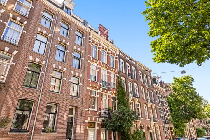 Photo 36 of Derde Helmersstraat 3-3