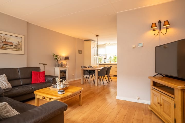 Foto 10 van Albert Cuypstraat 9