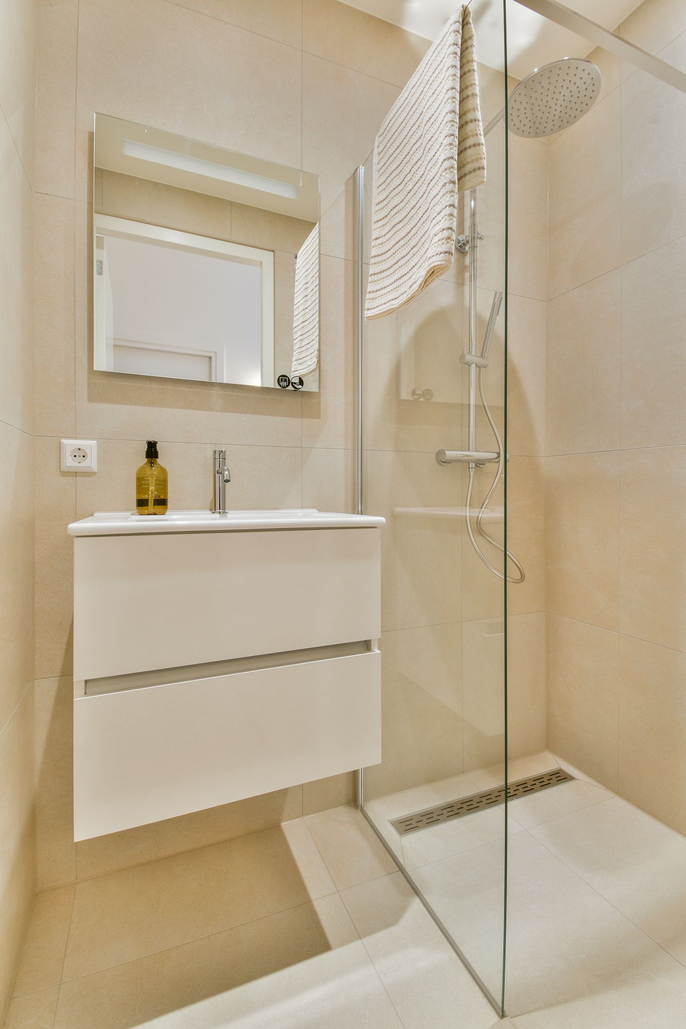 Foto 14 van Nieuwezijds Voorburgwal 288-H