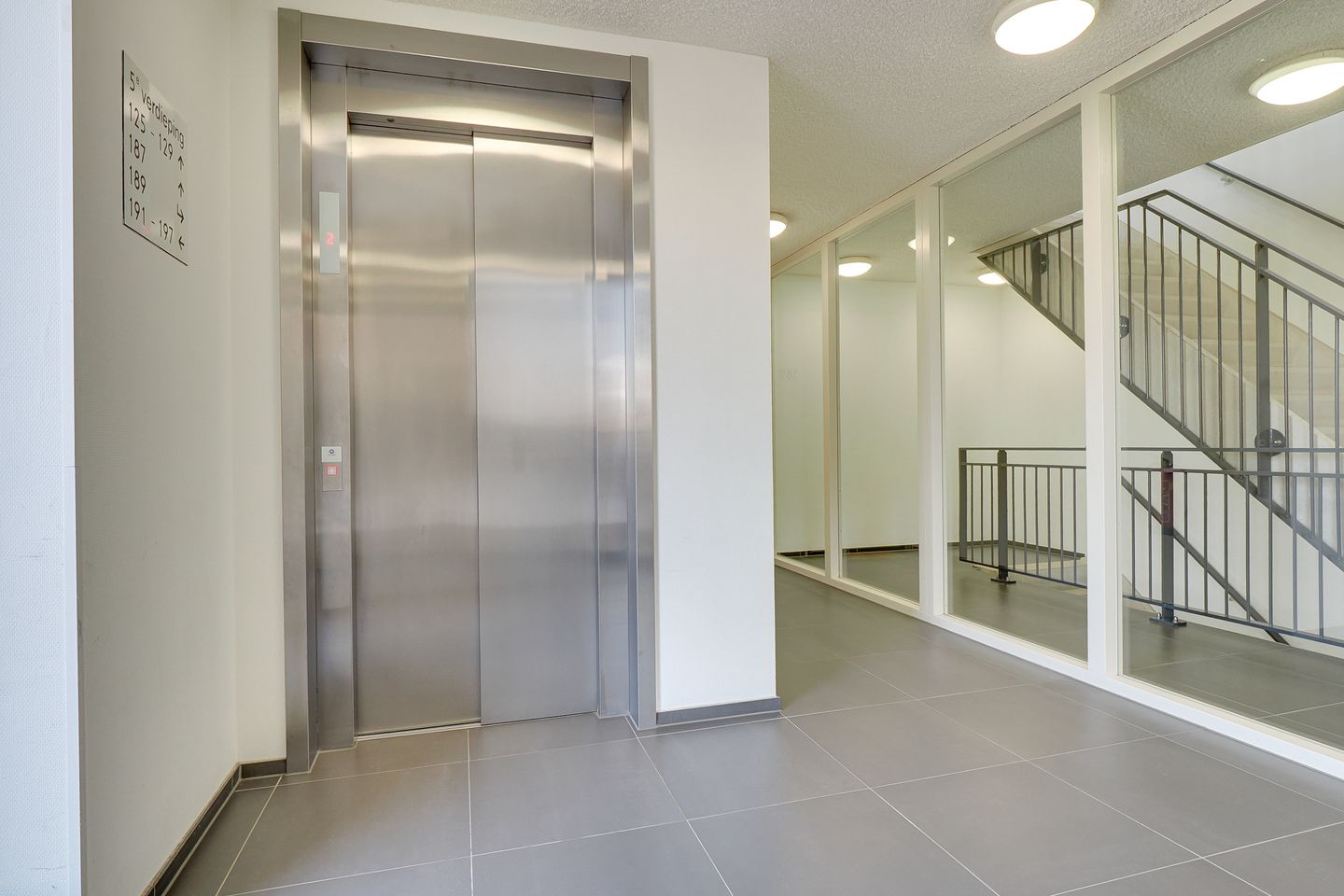 Foto 4 van San Marinostraat 191