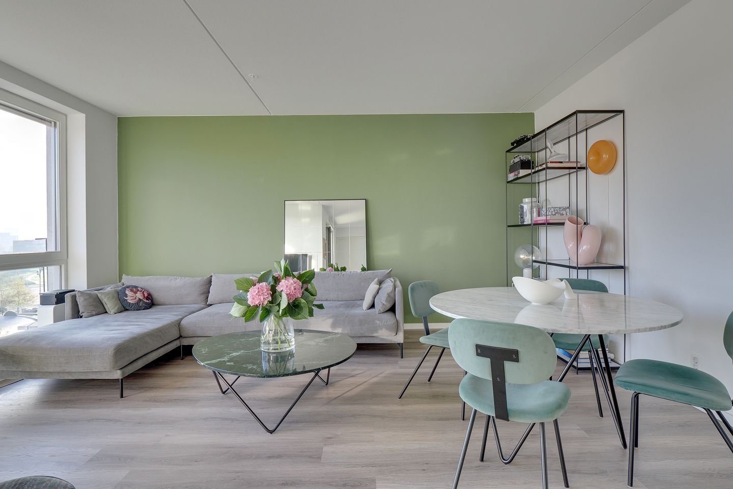 Foto 10 van San Marinostraat 191