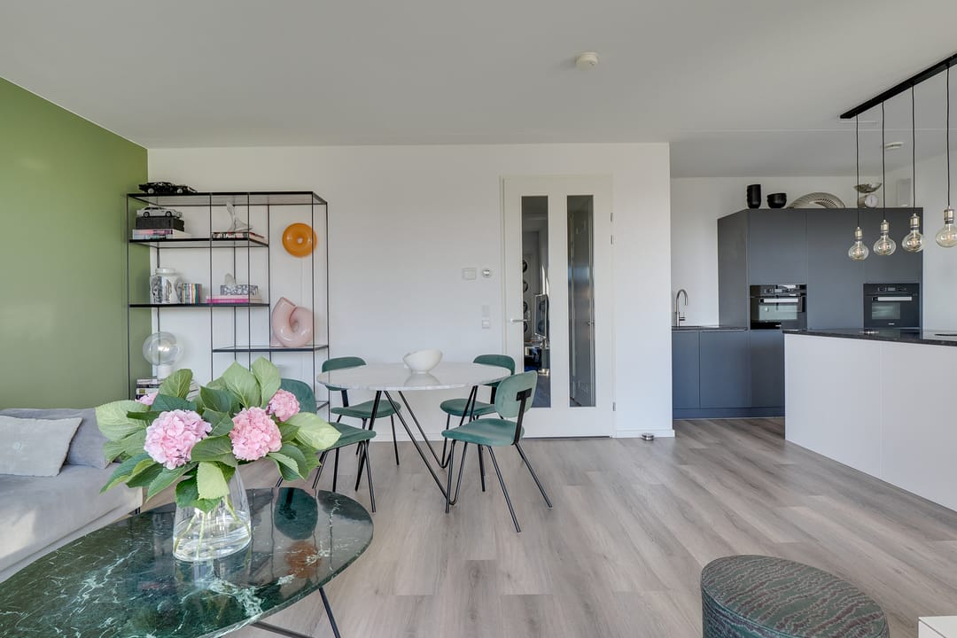 Foto 13 van San Marinostraat 191