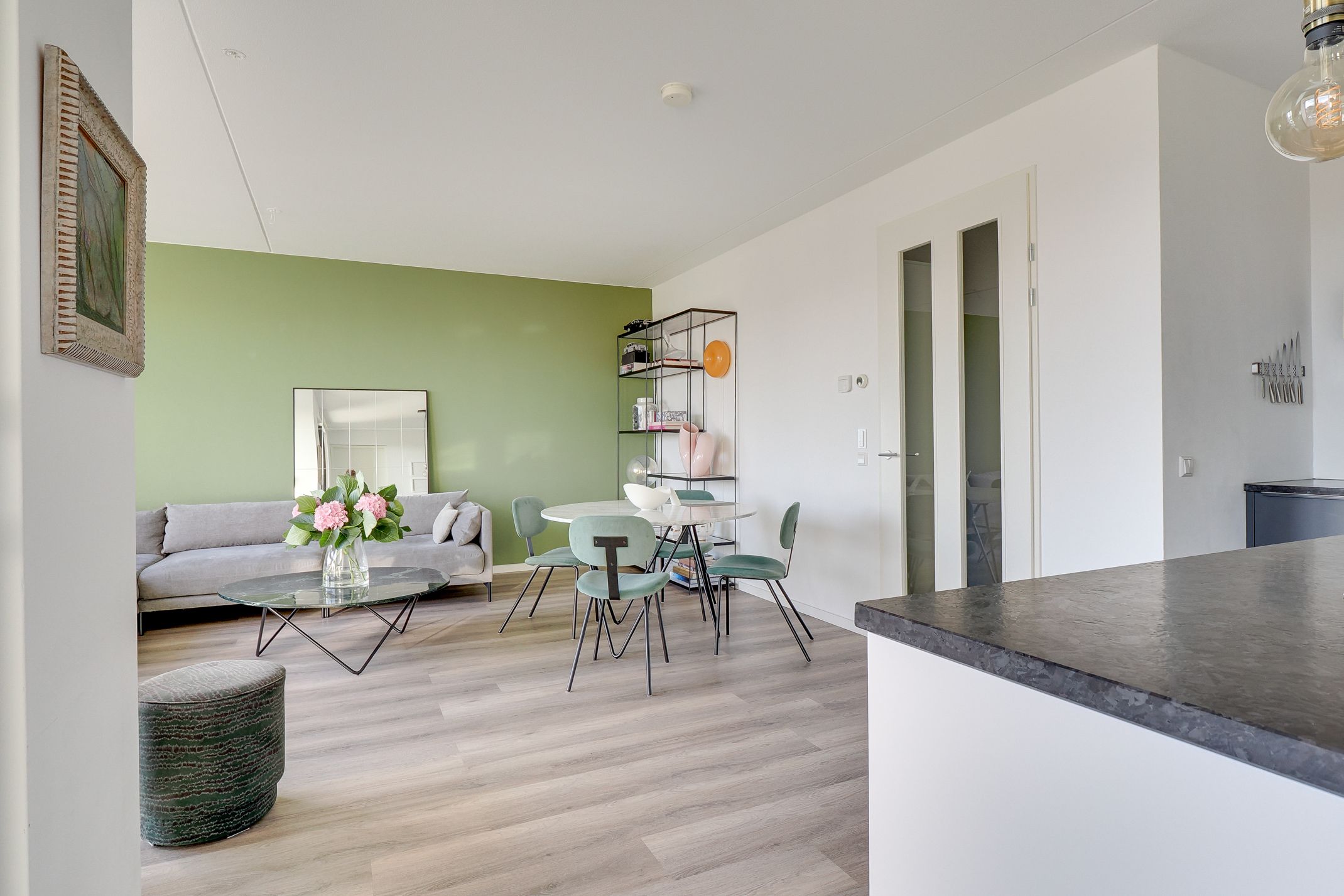 Foto 15 van San Marinostraat 191