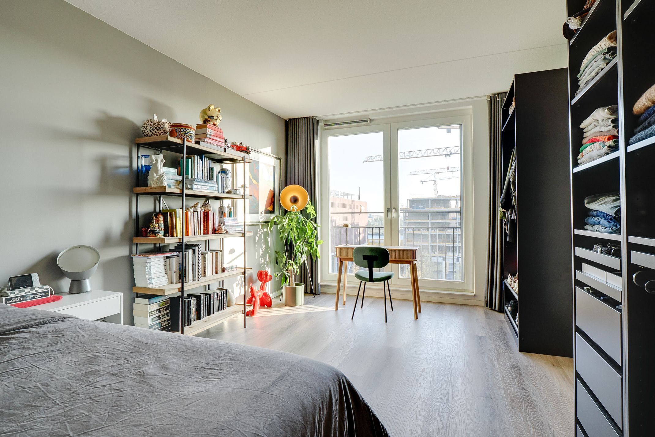 Foto 24 van San Marinostraat 191