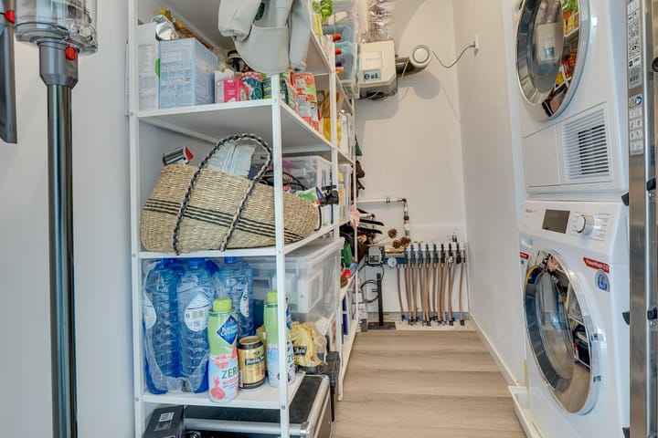 Photo 25 of San Marinostraat 191