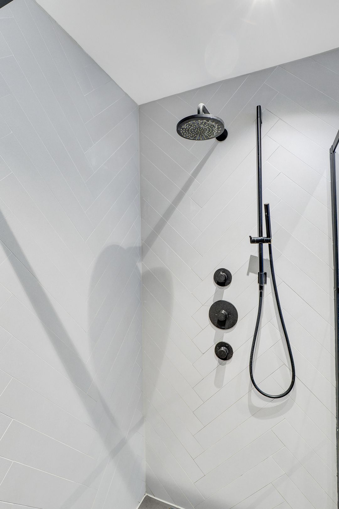 Foto 28 van San Marinostraat 191