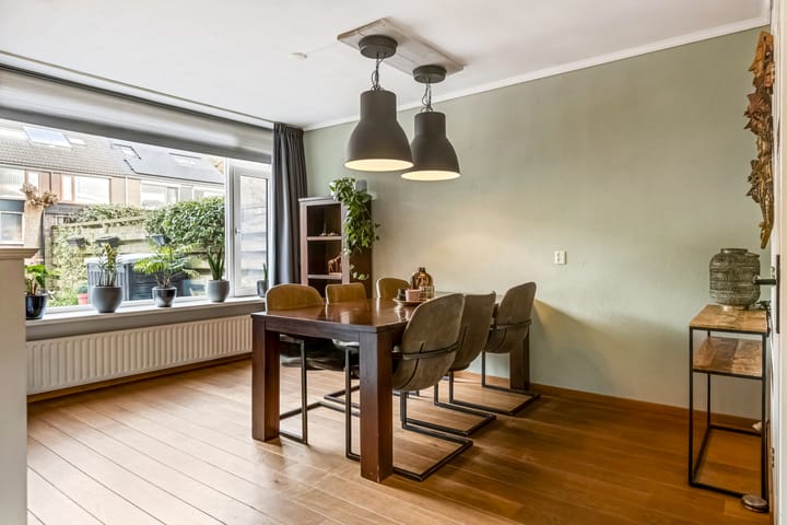 Photo 11 of Frans Halsstraat 84