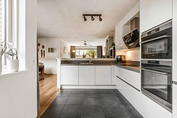 Photo 15 of Frans Halsstraat 84