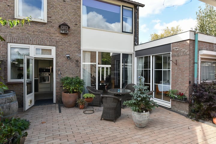 Photo 13 of Potgieterlaan 1