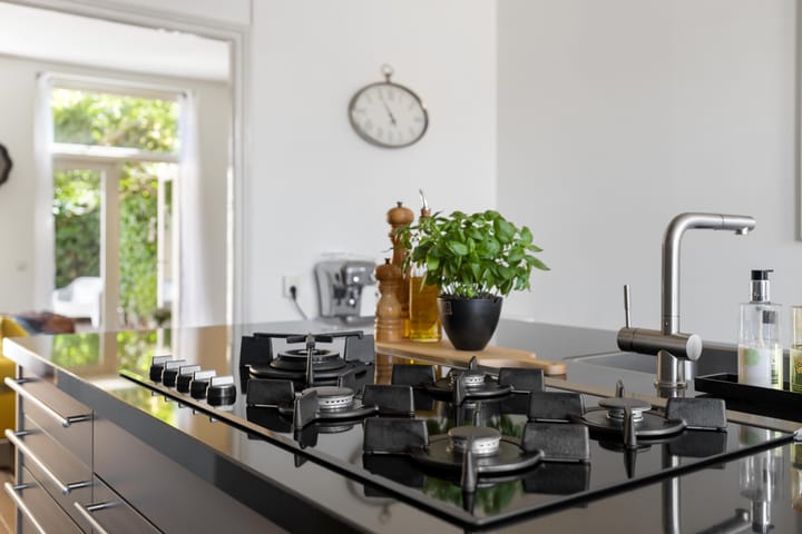 Foto 12 van Valkenstraat 3