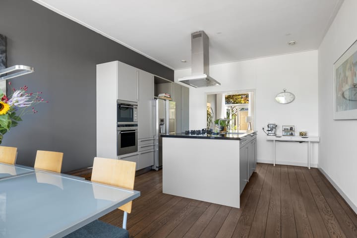 Foto 10 van Valkenstraat 3