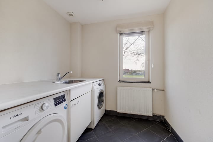 Photo 15 of Spieringweg 1213