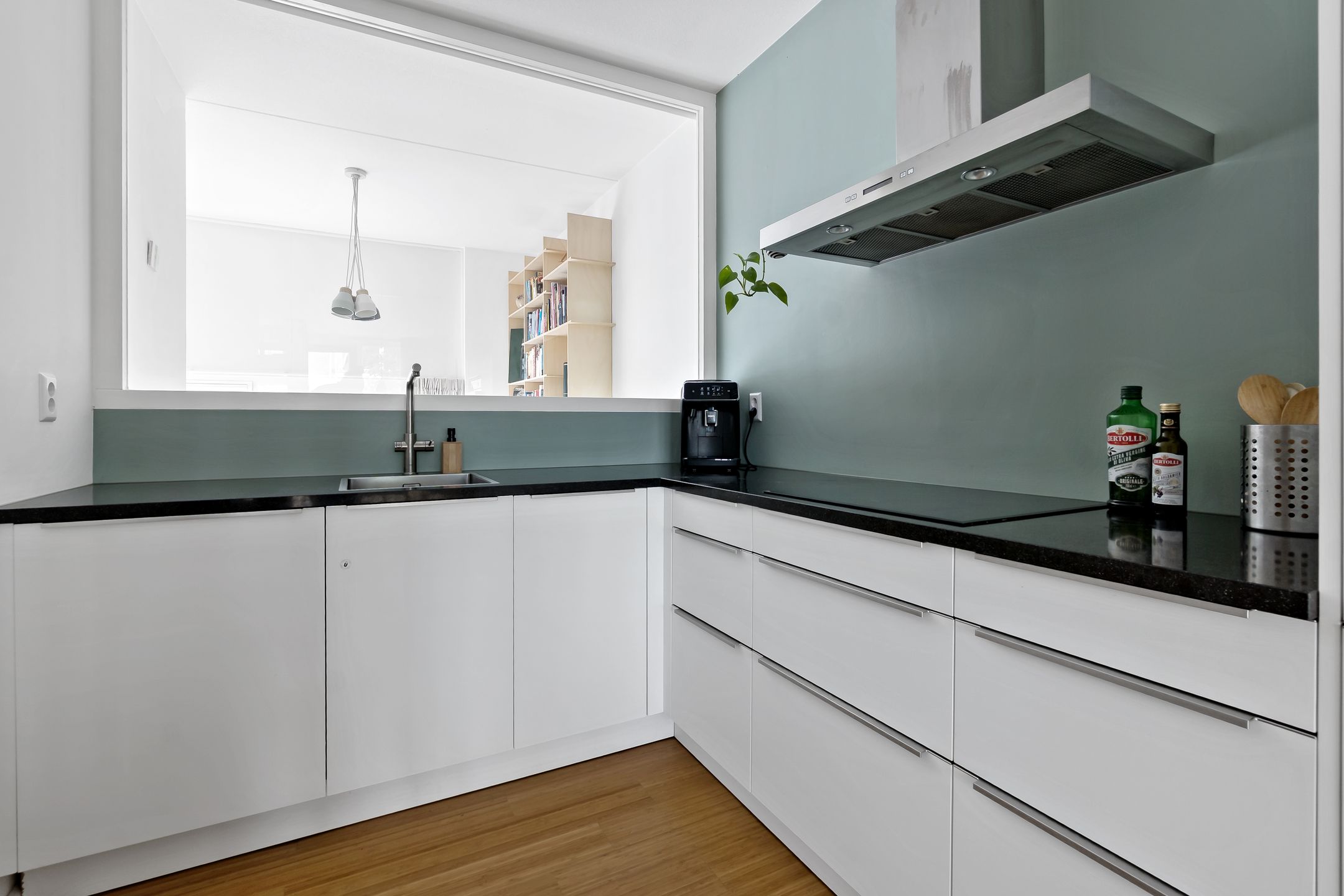 Foto 3 van Johannes Camphuijsstraat 163-D