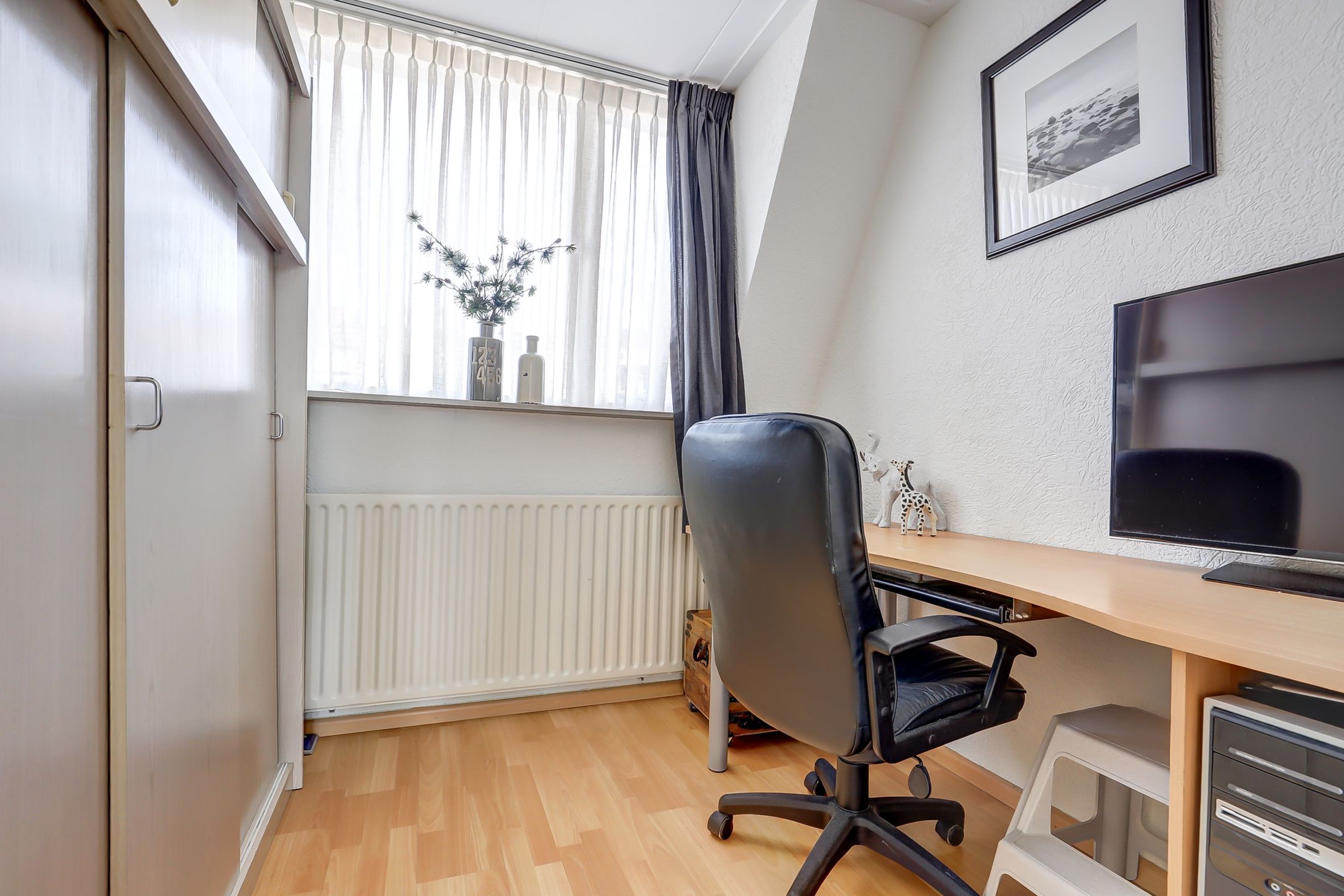 Photo 21 of Torenstraat 45