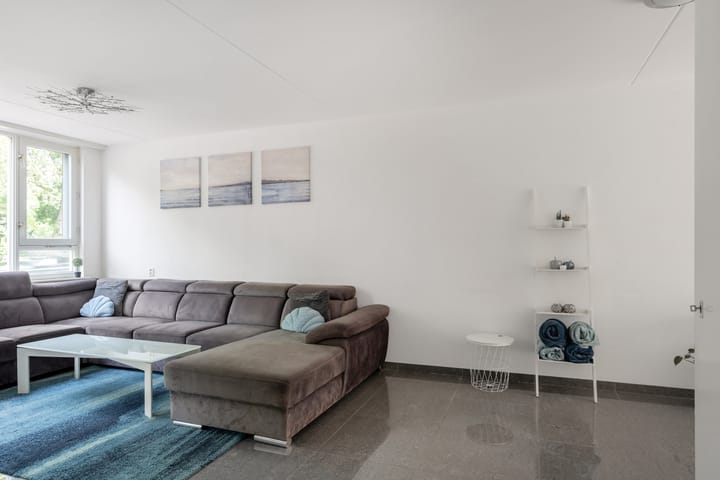 Photo 9 of Crooswijksestraat 124