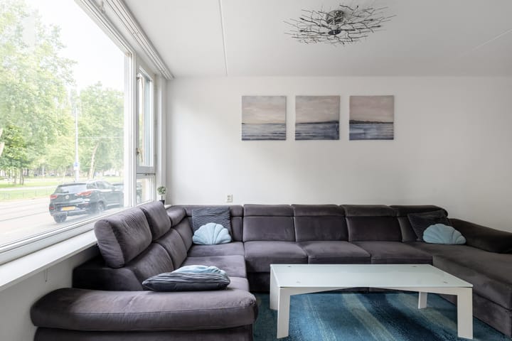 Photo 11 of Crooswijksestraat 124