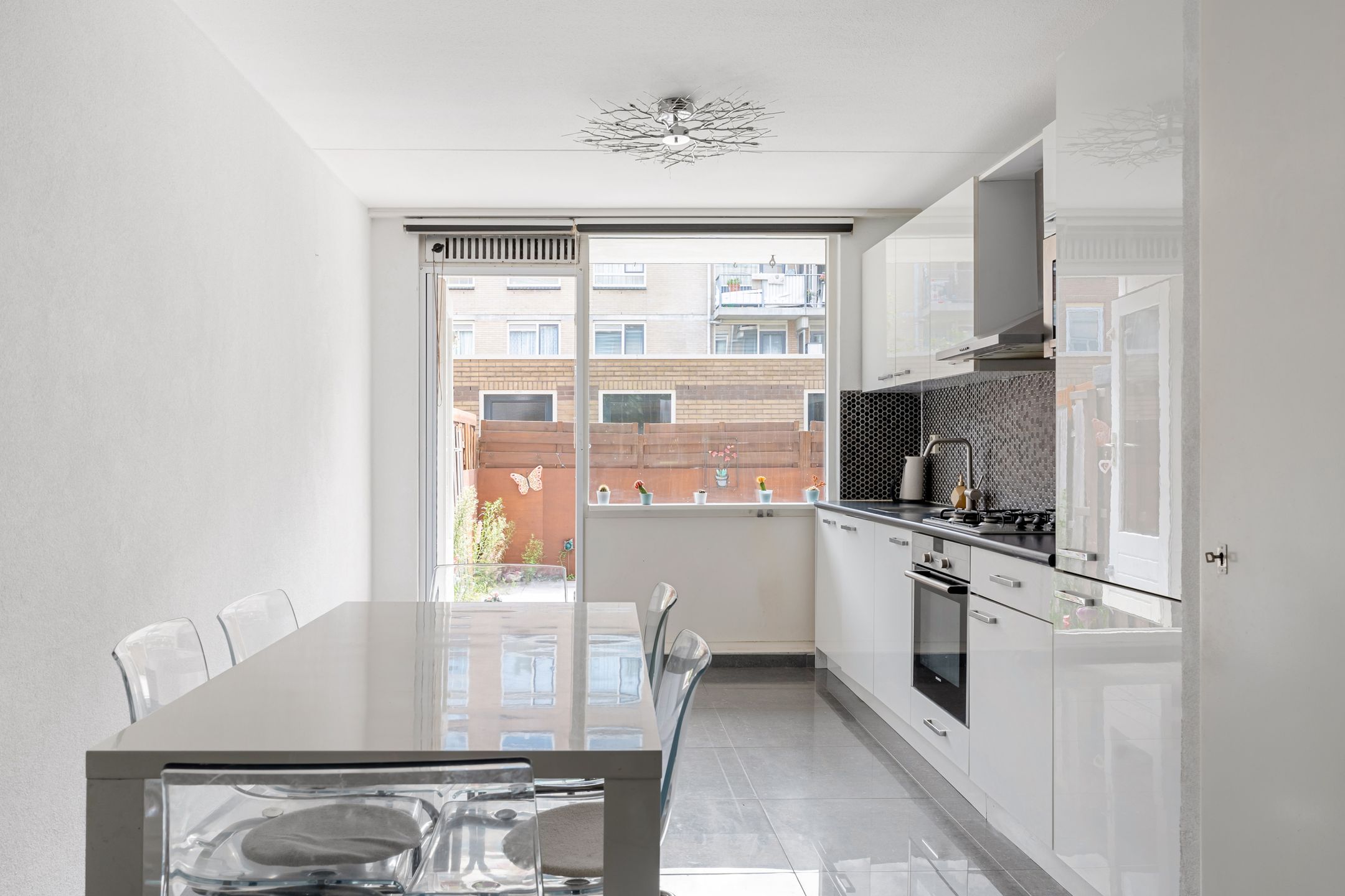 Foto 15 van Crooswijksestraat 124