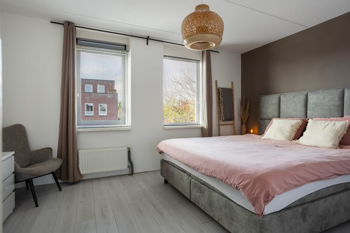 Photo 18 of Koningspage 48