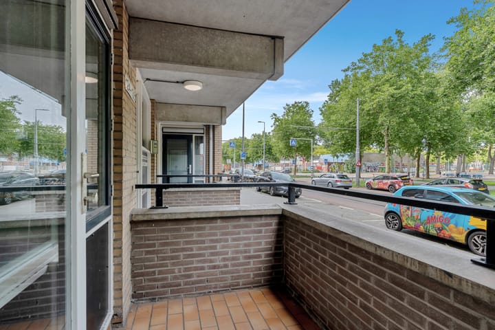 Photo 23 of Crooswijksestraat 124