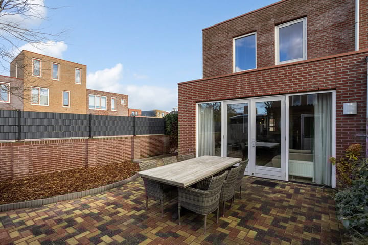 Photo 28 of Koningspage 48