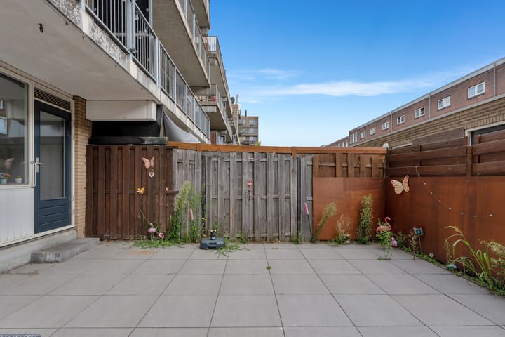 Photo 26 of Crooswijksestraat 124