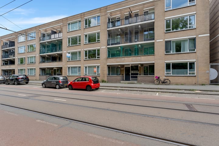 Photo 27 of Crooswijksestraat 124