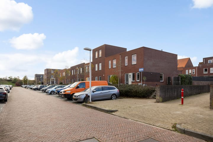 Photo 35 of Koningspage 48