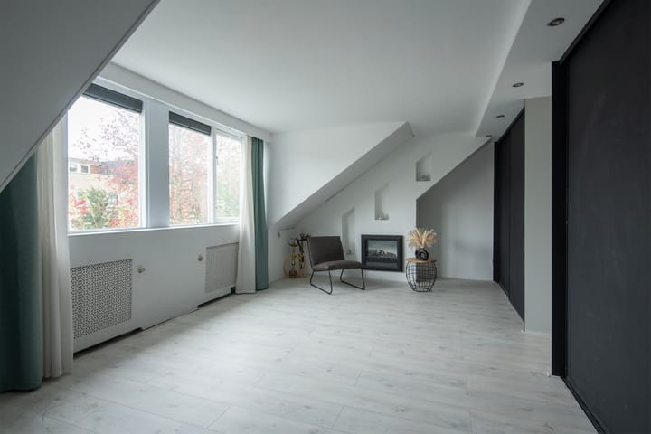 Photo 18 of Polonaisestraat 4