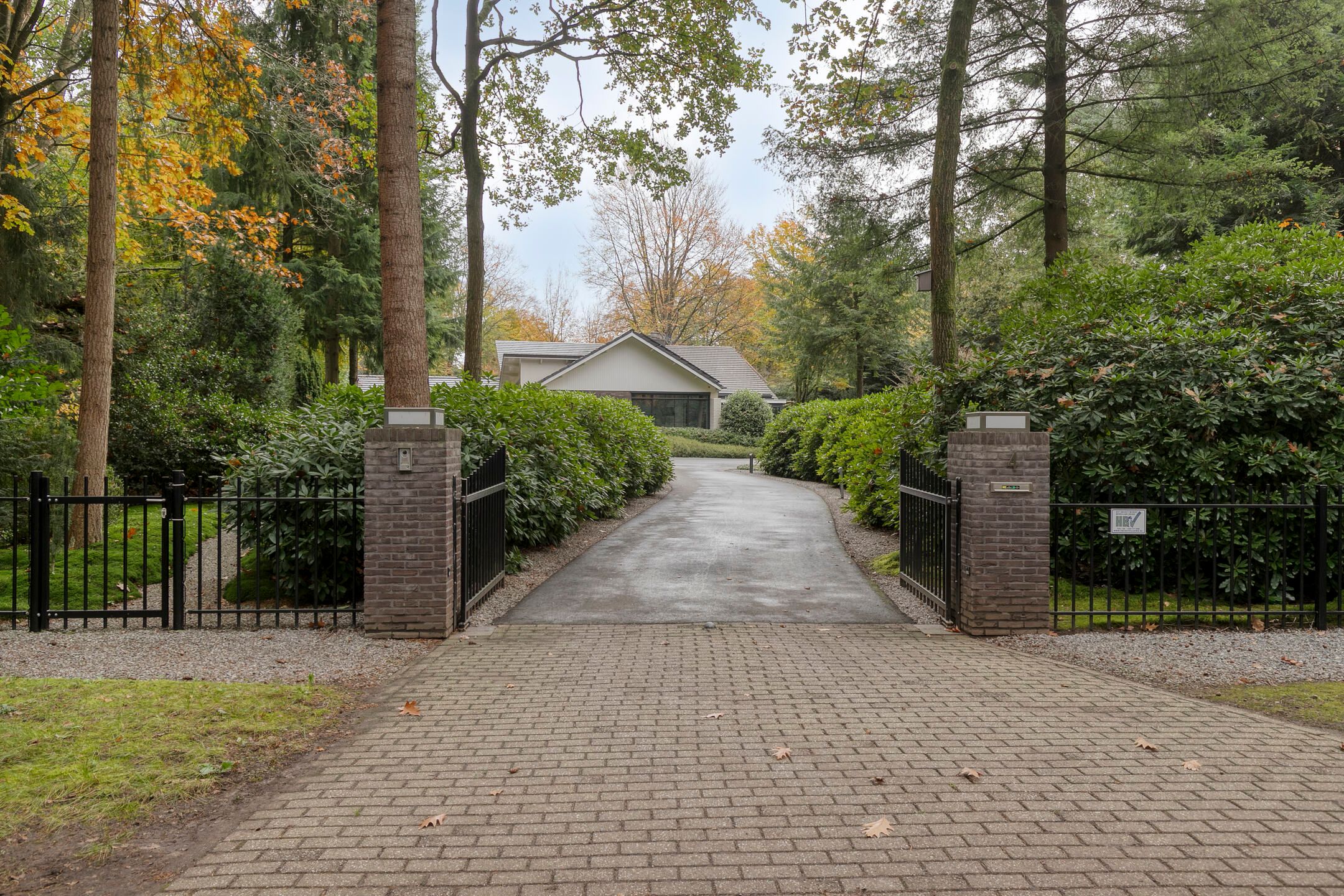 Photo 3 of Sparrenlaan 4