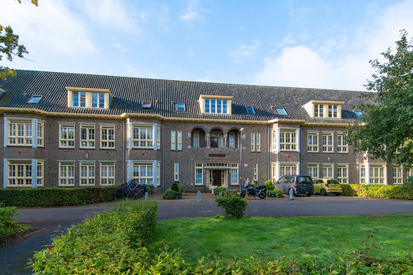 Photo 34 of De Olvendijk 57